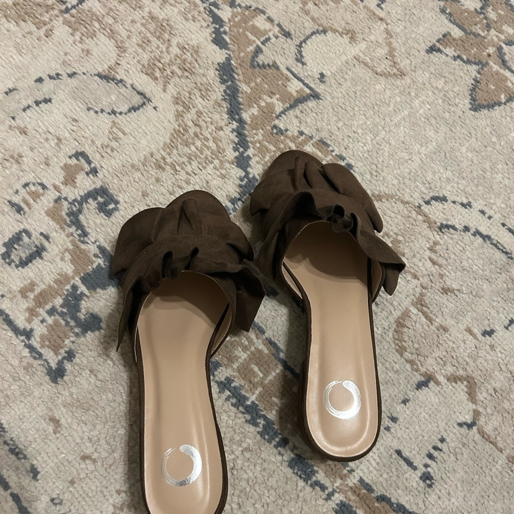 Brown Ruffle Slide Sandals